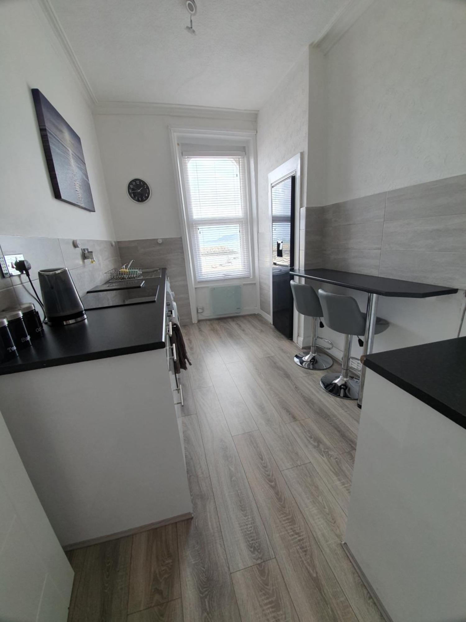 3 Harbour Views Apartment Rhos-on-Sea Exterior photo